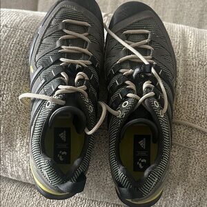 Adidas Men's Gray and Black Athletic Shoes